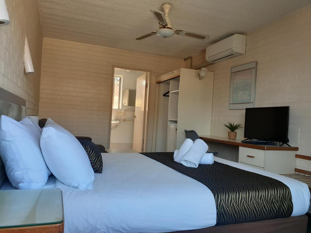 Crest Motor Inn Queanbeyan Buitenkant foto